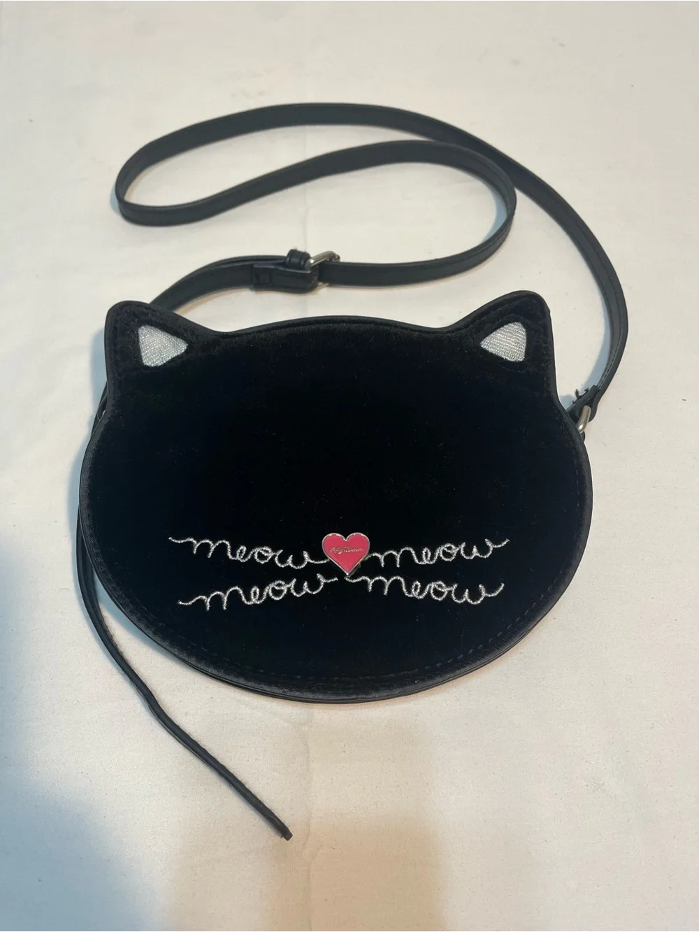 Lily Bloom Black Cat Face Crossbody Bag with Pink Heart Accent